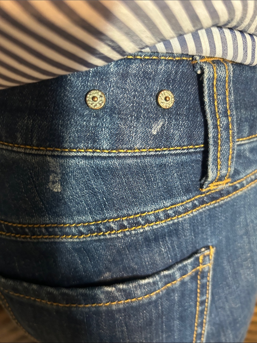 CABI JEANS LOWRISE STRAIGHT LEG 2 - Picture 5 of 8